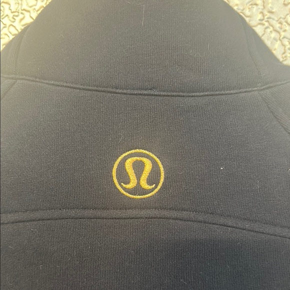 Lululemon Scuba Oversized Funnel Neck in True Navy - Picture 4 of 10
